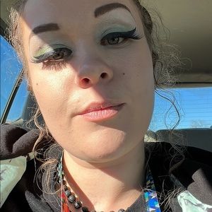 Meet your Posher, Alice